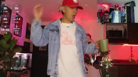 Snapshot of morgan_hiller chatting on 03.03.25   online show from 03.03.25