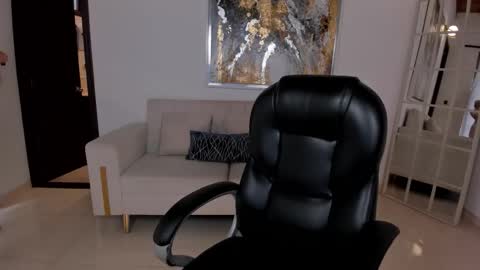 Morgan Hicks online show from 11.26.25