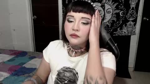 Morgan Moon online show from 05.04.26