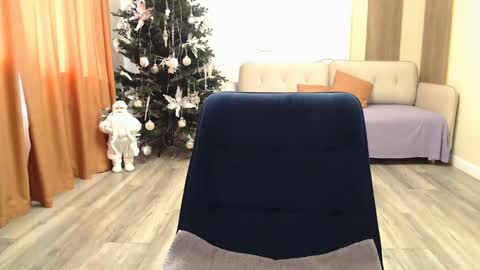 Anna online show from 01.14.25