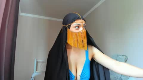Snapshot of moroccan_diamond_ chatting on 05.03.26 Medina online show from 05.03.26