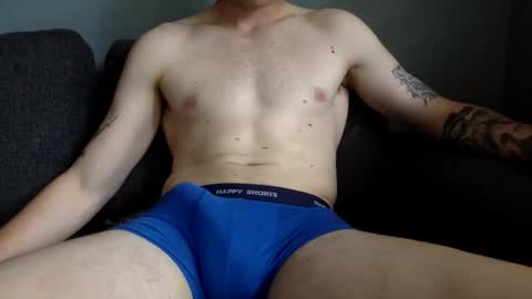 Snapshot of morowin_ chatting on 06.01.26 morowin_ online show from 06.01.26