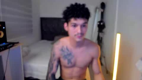 Snapshot of morthy_downey chatting on 05.19.26 Morthy online show from 05.19.26