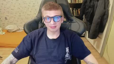 Snapshot of mortywithlove chatting on 04.20.26 Morty online show from 04.20.26