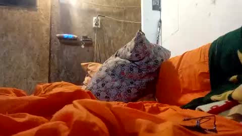 Snapshot of mospeleu chatting on 06.20.26 Nomadu online show from 06.20.26