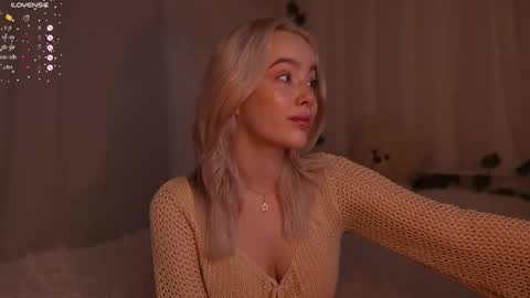 Snapshot of mother__of__dragons chatting on 09.14.25  Deni and Jett my weekly schedule online show from 09.14.25