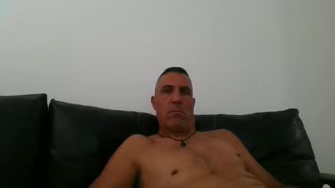 Snapshot of motyvation chatting on 10.08.25 ADAM online show from 10.08.25