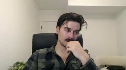 Snapshot of moustachematt chatting on 05.26.26 moustachematt online show from 05.26.26