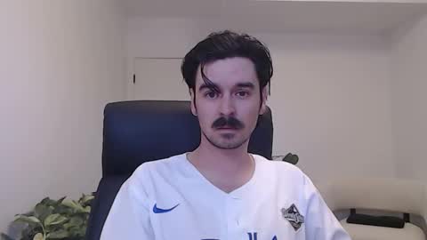 Snapshot of moustachematt chatting on 06.01.26 moustachematt online show from 06.01.26