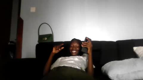 Mouthymiss online show from 03.04.25