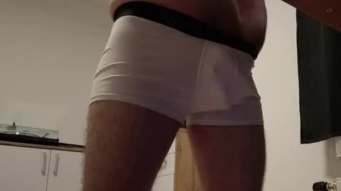 Snapshot of mr10069 chatting on 04.16.26 mr10069 online show from 04.16.26