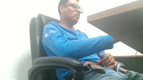Snapshot of mr_cane chatting on 04.22.26 Cane online show from 04.22.26