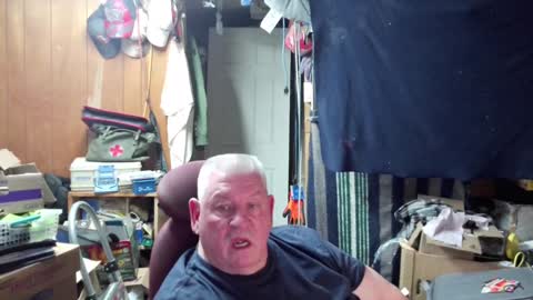 Snapshot of mr_canoe_licker_69 chatting on 12.06.24 mr_canoe_licker_69 online show from 12.06.24