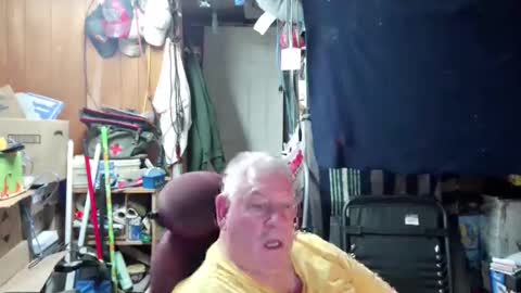 Snapshot of mr_canoe_licker_69 chatting on 12.19.24 mr_canoe_licker_69 online show from 12.19.24