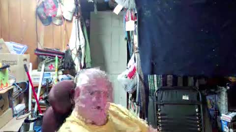 Snapshot of mr_canoe_licker_69 chatting on 12.26.24 mr_canoe_licker_69 online show from 12.26.24