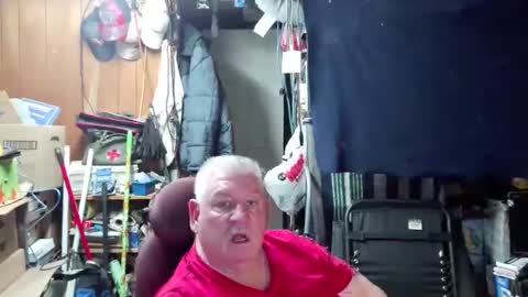 Snapshot of mr_canoe_licker_69 chatting on 12.27.24 mr_canoe_licker_69 online show from 12.27.24