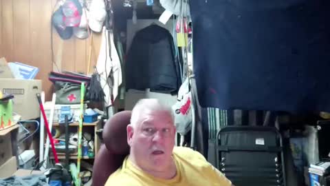 Snapshot of mr_canoe_licker_69 chatting on 12.29.24 mr_canoe_licker_69 online show from 12.29.24