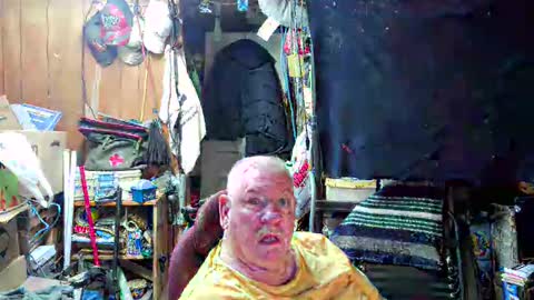 Snapshot of mr_canoe_licker_69 chatting on 01.06.25 mr_canoe_licker_69 online show from 01.06.25
