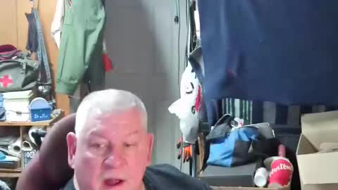 Snapshot of mr_canoe_licker_69 chatting on 02.12.25 mr_canoe_licker_69 online show from 02.12.25