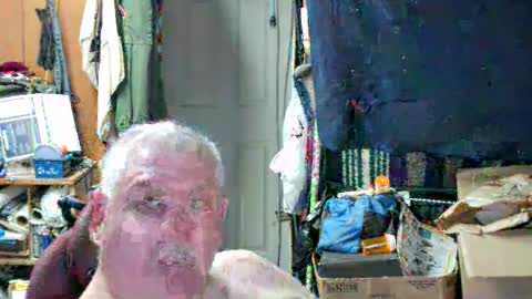 Snapshot of mr_canoe_licker_69 chatting on 03.01.25 mr_canoe_licker_69 online show from 03.01.25