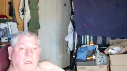 Snapshot of mr_canoe_licker_69 chatting on 03.01.25 mr_canoe_licker_69 online show from 03.01.25