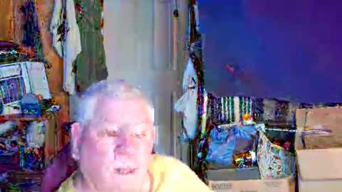 Snapshot of mr_canoe_licker_69 chatting on 03.01.25 mr_canoe_licker_69 online show from 03.01.25