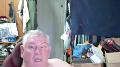 Snapshot of mr_canoe_licker_69 chatting on 03.06.25 mr_canoe_licker_69 online show from 03.06.25