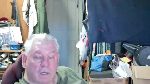 Snapshot of mr_canoe_licker_69 chatting on 03.09.25 mr_canoe_licker_69 online show from 03.09.25