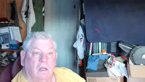 Snapshot of mr_canoe_licker_69 chatting on 03.10.25 mr_canoe_licker_69 online show from 03.10.25