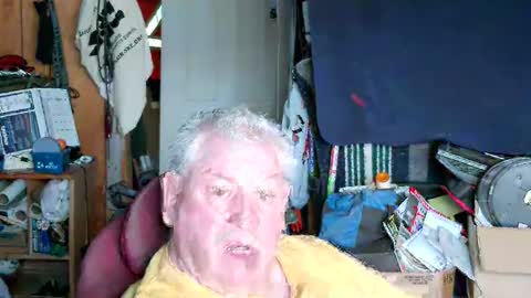 Snapshot of mr_canoe_licker_69 chatting on 03.11.25 mr_canoe_licker_69 online show from 03.11.25