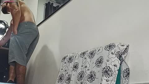 chris online show from 10.01.25