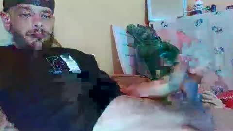 mr_cucumber online show from 10.04.25
