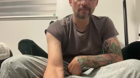 Snapshot of mr_halfling chatting on 05.27.26 mr_halfling online show from 05.27.26