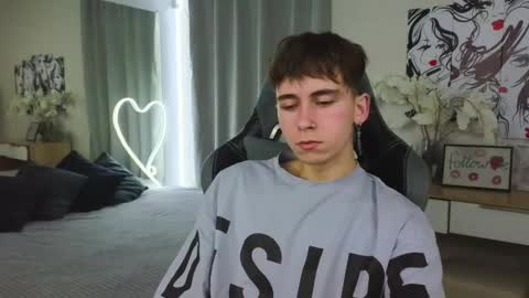 Snapshot of mr_lucky_guy chatting on 02.22.25 Kris online show from 02.22.25