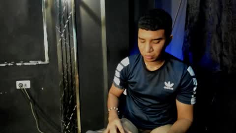 mr_maximo online show from 11.03.25