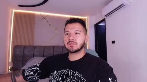 MIKEE online show from 04.07.26