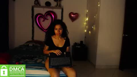 Mr  Mrs Curie online show from 12.11.24