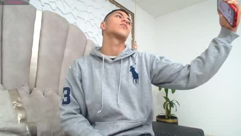 Mr Porn  online show from 04.04.26