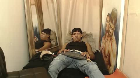 mr_stiven_ online show from 11.12.25