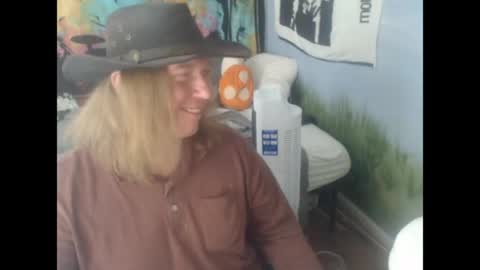 mr_strawberry online show from 04.16.26