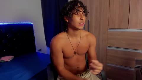 Snapshot of mr_twix01 chatting on 10.20.25 Diego online show from 10.20.25