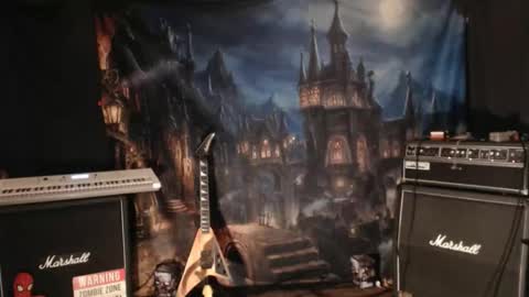 Snapshot of mr_walters chatting on 11.26.25 ZombieGhost online show from 11.26.25