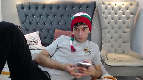 Snapshot of mr_williseo chatting on 12.25.24 williseo online show from 12.25.24