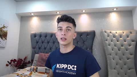 Snapshot of mr_williseo chatting on 01.22.25 williseo online show from 01.22.25