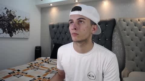 Snapshot of mr_williseo chatting on 03.03.25 williseo online show from 03.03.25