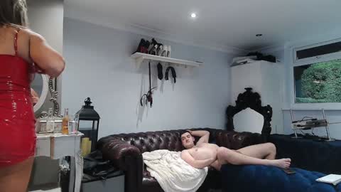 mr and mrs vanilla online show from 12.07.24