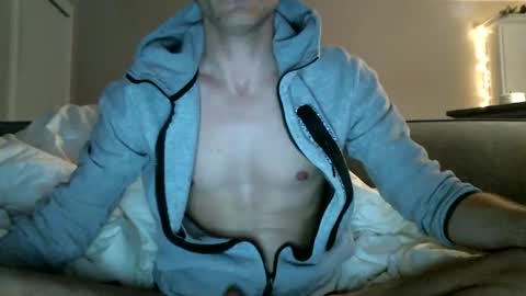 MrAsstastix online show from 01.11.25