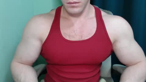 Snapshot of mrbiceps_23 chatting on 02.28.25 Mrbiceps23 online show from 02.28.25