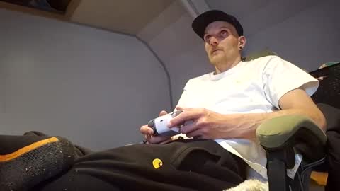 Snapshot of mrbigcock4206980 chatting on 05.18.26 mrbigcock4206980 online show from 05.18.26
