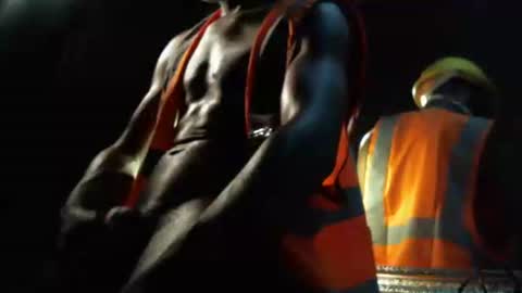 MrBigDiQ1 online show from 01.10.25